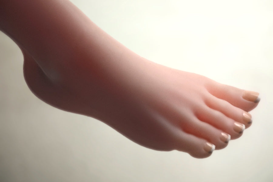 144cm/ 4ft9 M-cup Cute Anime Silicone Sex Doll – rev1