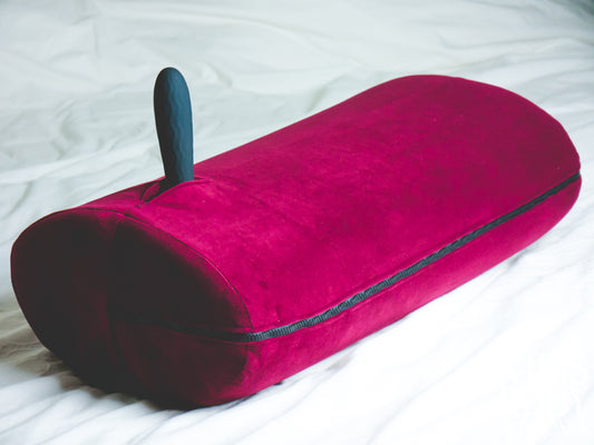 Review: Liberator Wing Hands-Free Sex Toy Mount - Miss Ruby Reviews