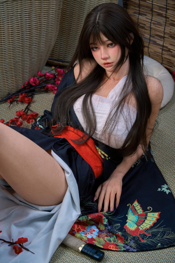150cm/4ft11 Japanese Sex Doll T4 Dangerous Heiress - Evie