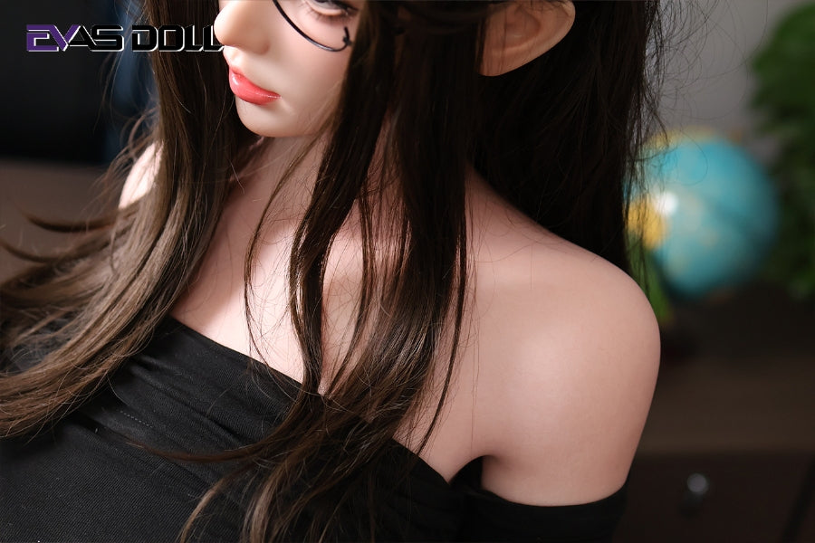 180cm/5ft11 H-cup Silicone Sex Doll – Yi Zhi Qi