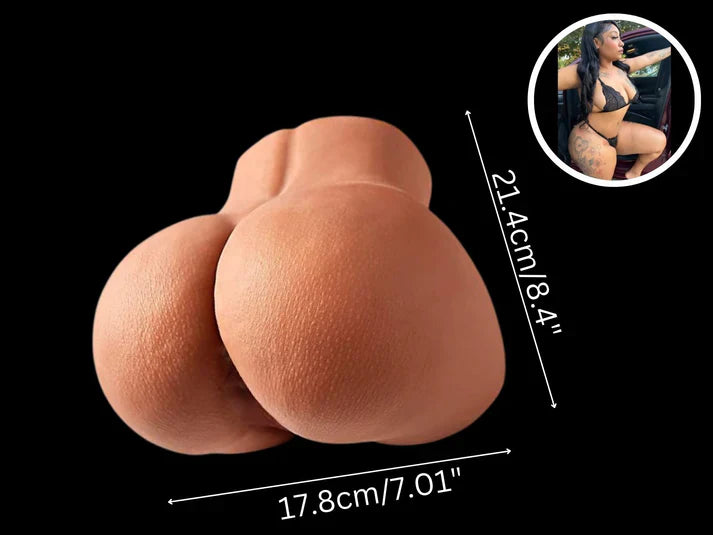 L'Arsch de Laila. Le Muschi de Layla n'est qu'à un seul clic ! 