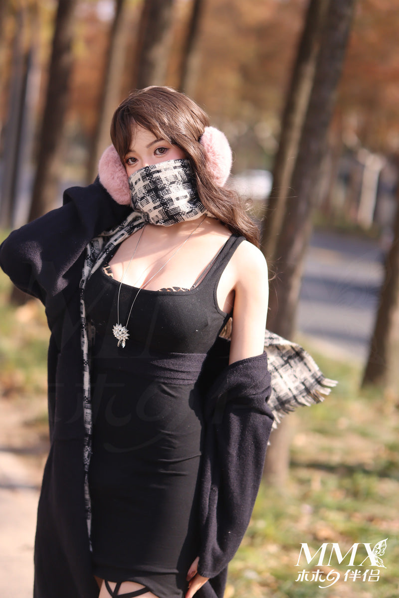 165cm/5ft5 F-Cup Full Silicone Chinese Sex Doll - LittleOrange Outdoor