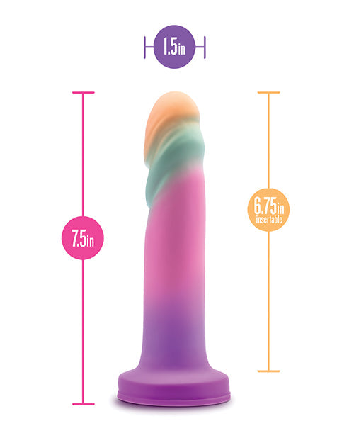 Sunrise Gaze 7.5" Dildo