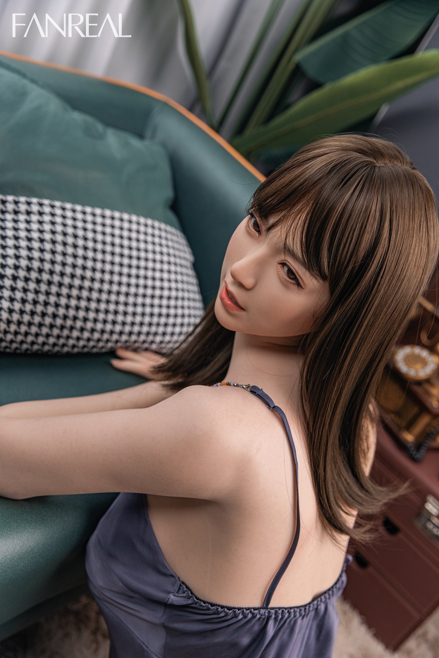 95cm/3ft1 G-cup Celebrity Big Breast Silicone Torso Sex Doll – Xue