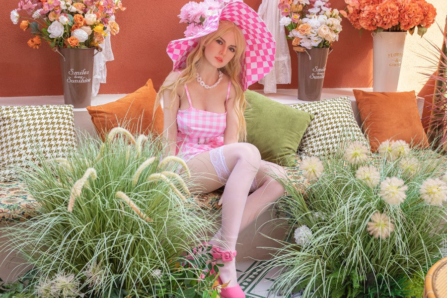 172cm/5ft8 F-cup Silicone Head Sex Doll – Rozanne