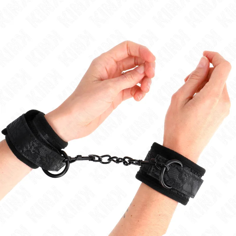 Bracelets BDSM en cuir véritable sécurisés et confortables