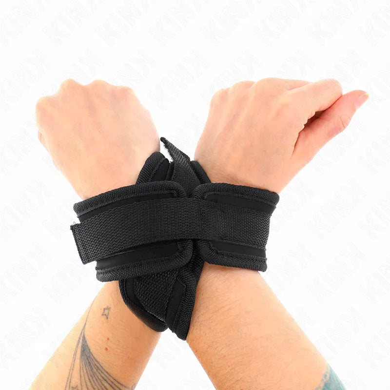 Bracelets De Poignet Bdsm En Cuir Kink