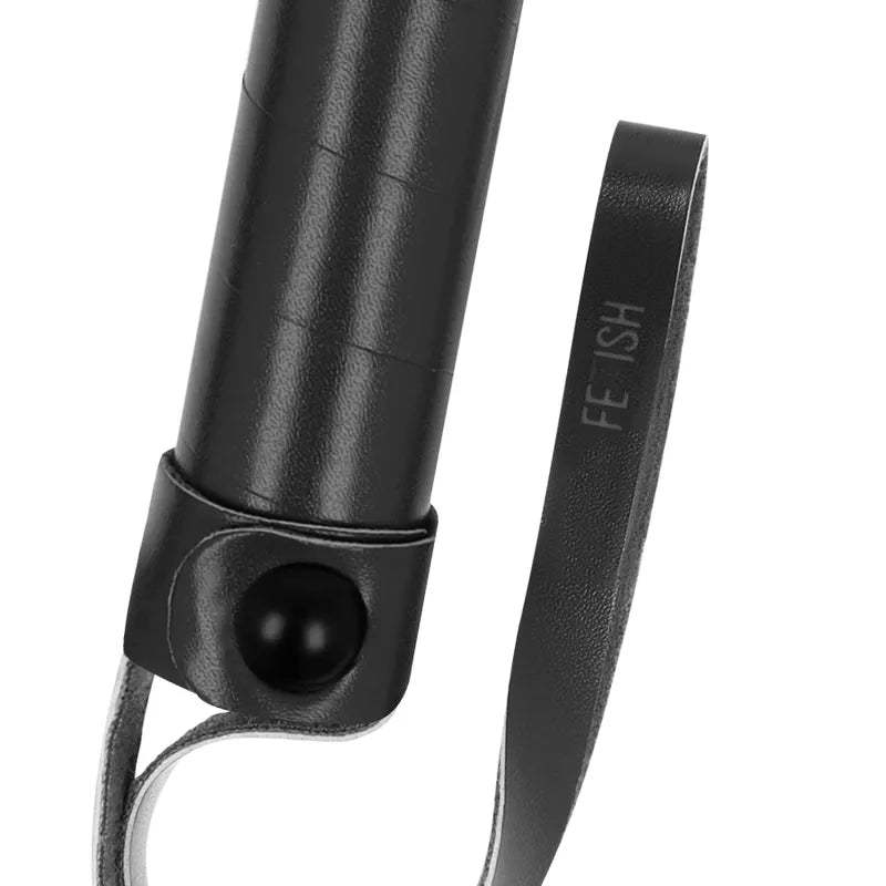 Fouet BDSM Cuir Vegan Haute Qualité Ethique