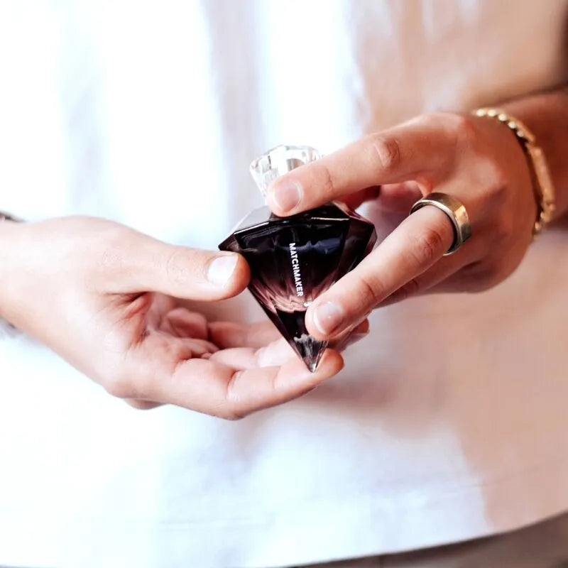 Parfum Phéromones Cèdre Cassis Citron